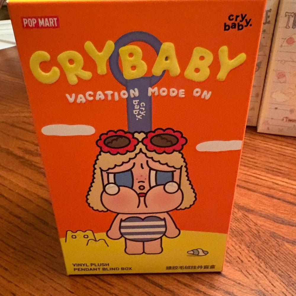 Cry Baby Vinyl Plush Pendant Blind Box (Confirmed Glug-Glug)